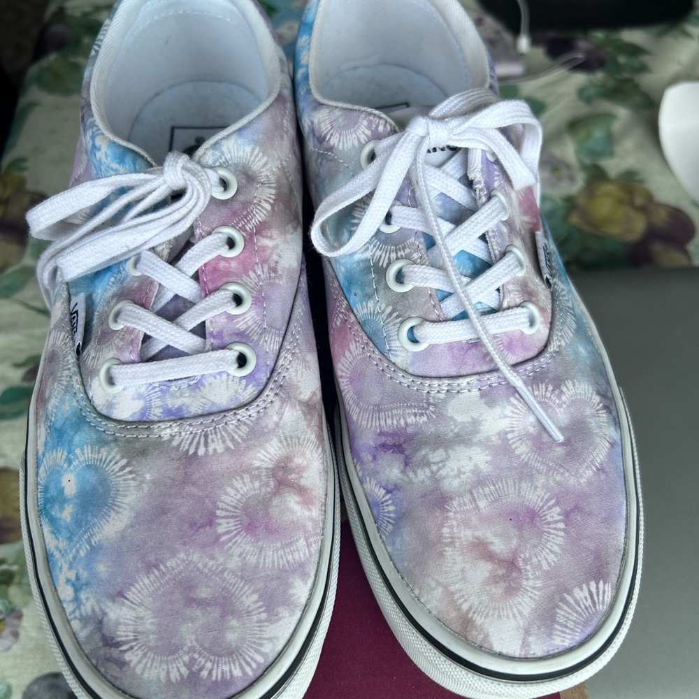 Vans Pastel Tie-Dye Sneakers - Picture 2 of 5
